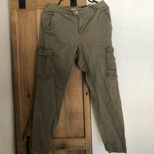 Ankle cargo pants